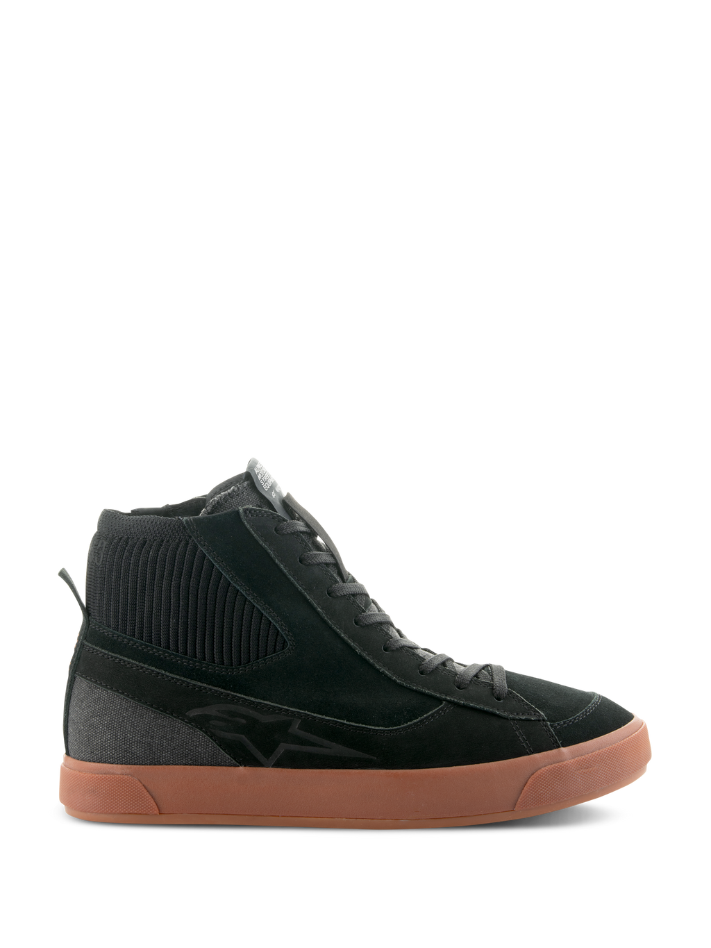 Alpinestars Stated Shoes, zwarte hoge motorsneaker met een bruine rubberen zool, bovenwerk van suède en canvas met een geribbelde gebreide enkelkraag, retro op skate geïnspireerd streetwear-ontwerp