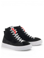 Alpinestars Stella Stated Podium Schuhe, urbane Damen-Motorradschuhe, Schwarz und Weiß, minimalistischer Skate-Stil mit dicker vulkanisierter Sohle, CE-zertifiziert.
