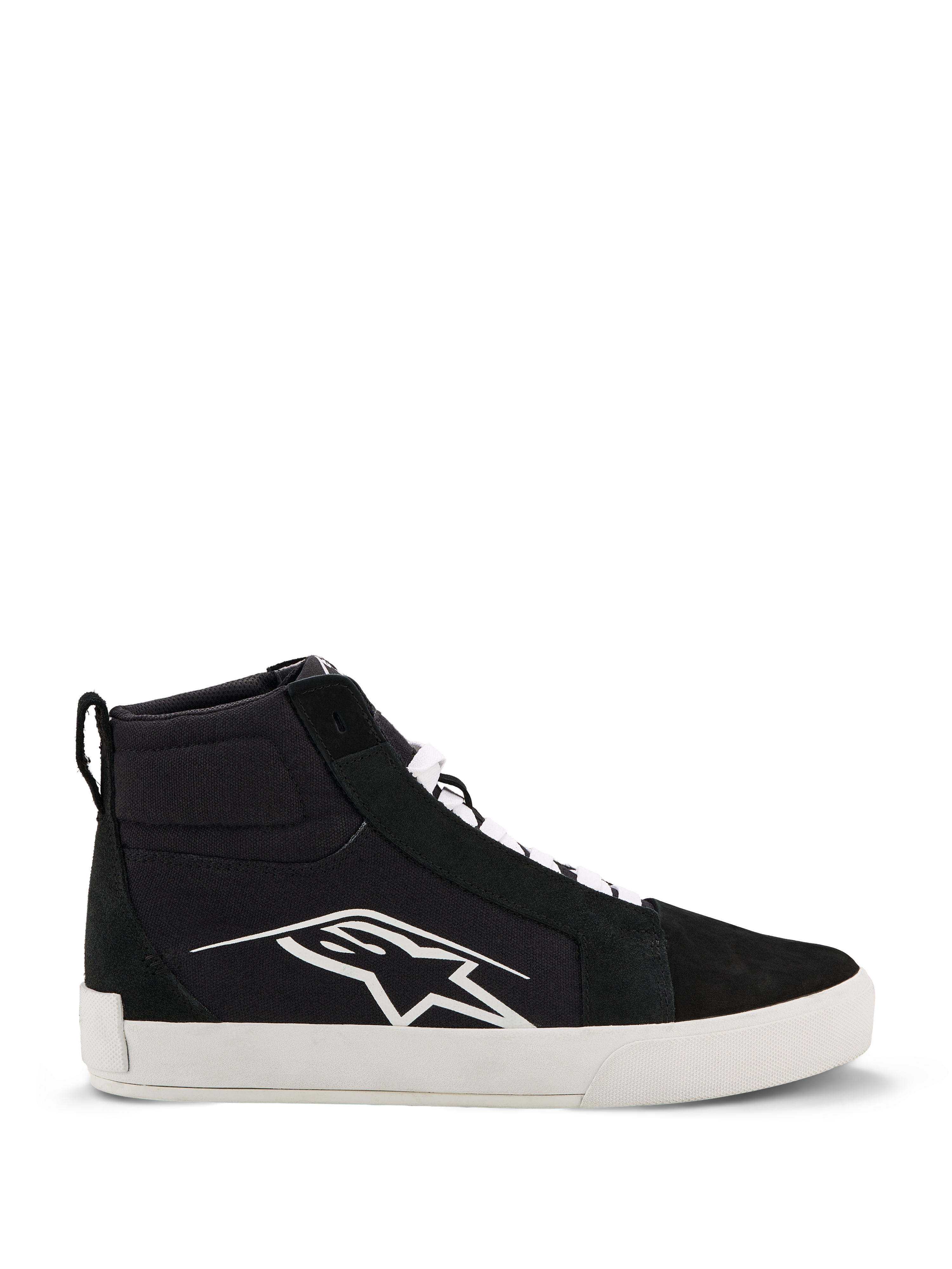 Alpinestars Ride-63 Canvas Schuhe, urbane Motorradschuhe, Schwarz und Weiß, großes weißes Astars-Logo an der Seite, dicke weiße flache Sohle, weiße Schnürsenkel, lässiges High-Top-Sneaker-Design