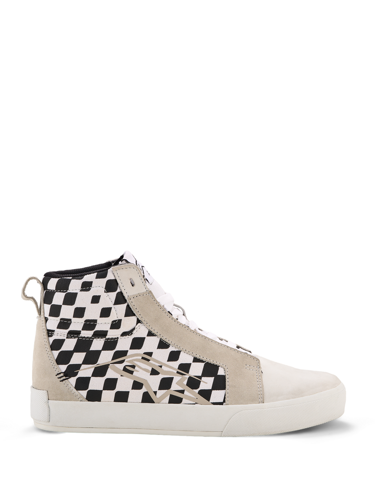 Alpinestars Ride-63 Canvas Shoes, chaussures montantes avec motif damier noir et blanc, empiècements en daim beige, semelle blanche, lacets blancs, design sportif moderne