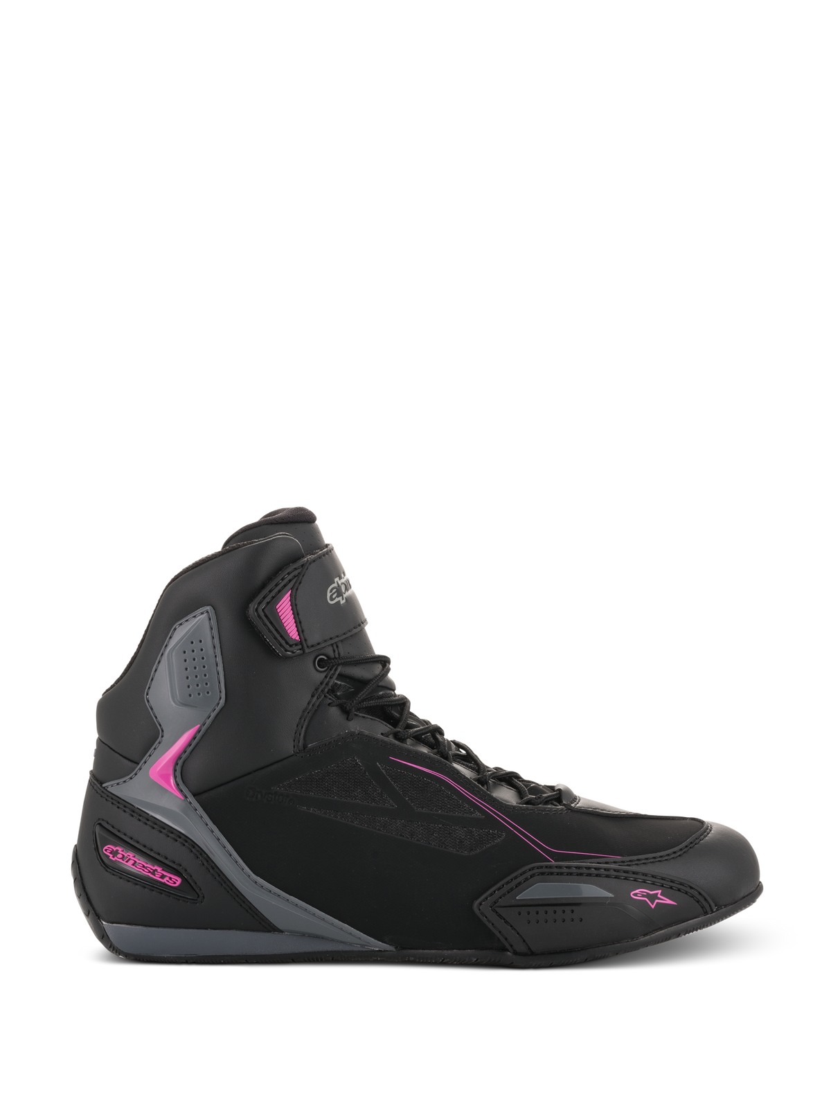 Alpinestars Stella Faster-3 Drystar® Damenschuhe, Motorrad-Sneaker, Schwarz mit dunkelgrauen und fuchsia-pinken Akzenten, Seitenansicht mit hohem Schaft, Schnürung mit Klettverschluss am Knöchel und verstärkten Schutzelementen.