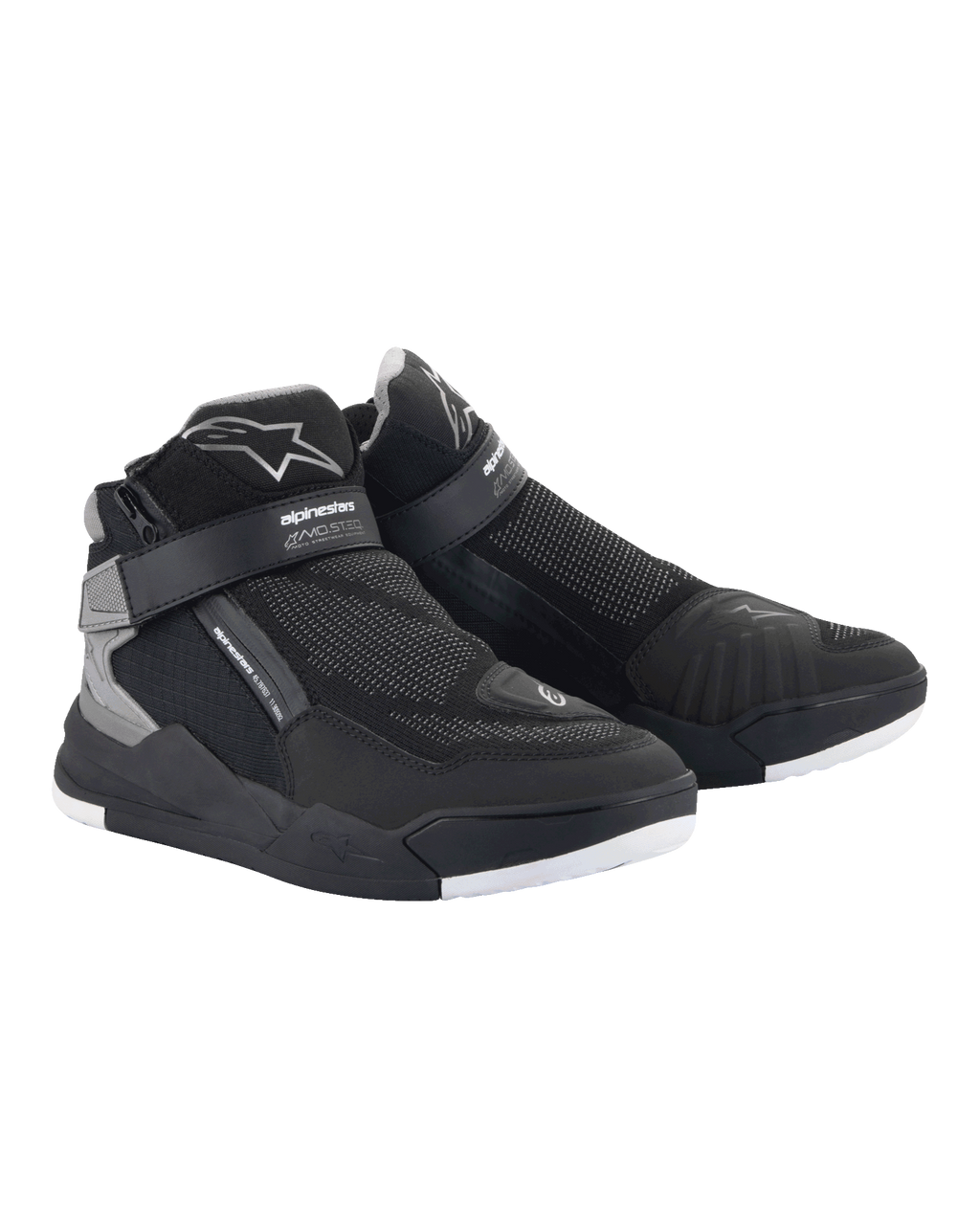 Alpinestars Speedflight Street Shoes, zwart en gun metal, urban motorrijschoenen met een mesh bovenwerk en TPU-verstevigingen, ritssluiting aan de zijkant en klittenband enkelband, eigentijds op sneakers geïnspireerd ontwerp
