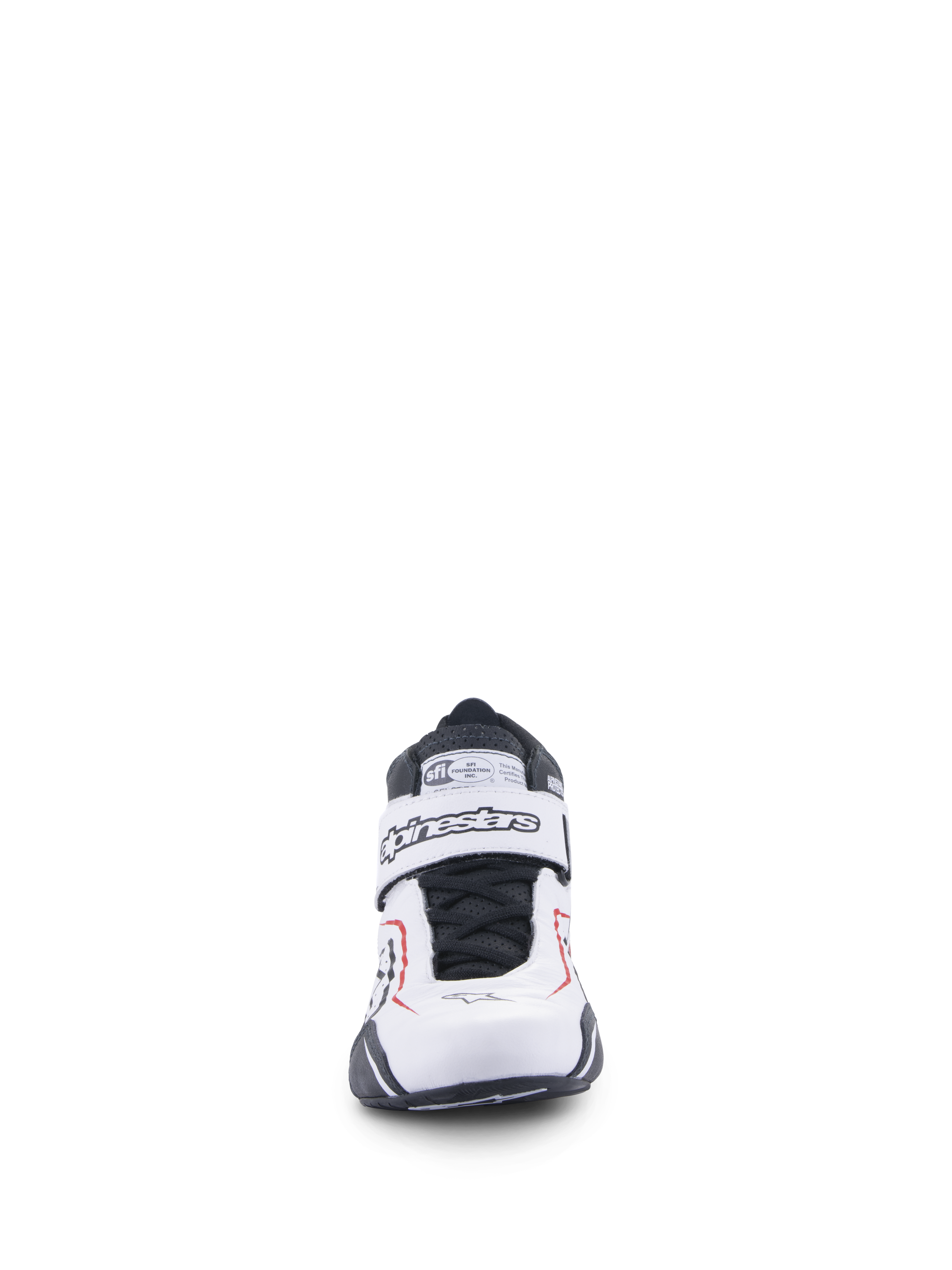 Chaussures Alpinestars Tech-1 T V3, chaussures de course automobile, blanc, noir et rouge, vue de face présentant une sangle de fermeture auto-agrippante avec logo Alpinestars, des lacets noirs et une étiquette de certification SFI sur la languette