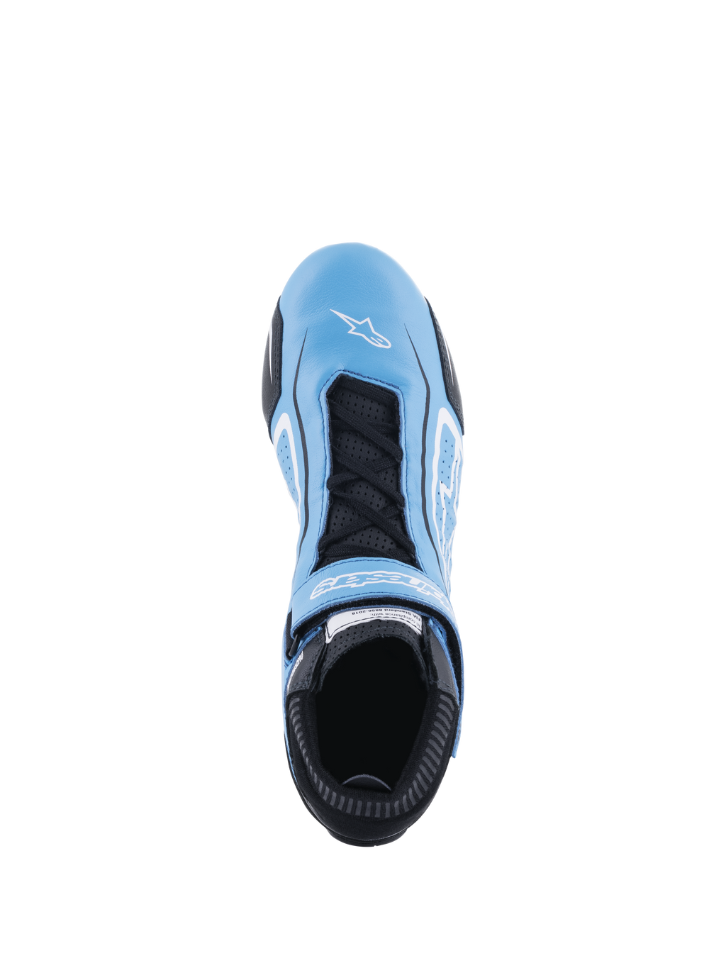 Alpinestars Tech-1 T V3 Shoes FIA, chaussures de course automobile, bleu clair, noir et blanc, vue de dessus montrant une construction en cuir de bovin intégral, lacets noirs avec sangle à crochet et boucle, logo Alpinestars blanc sur le bout du pied et languette perforée pour la respirabilité
