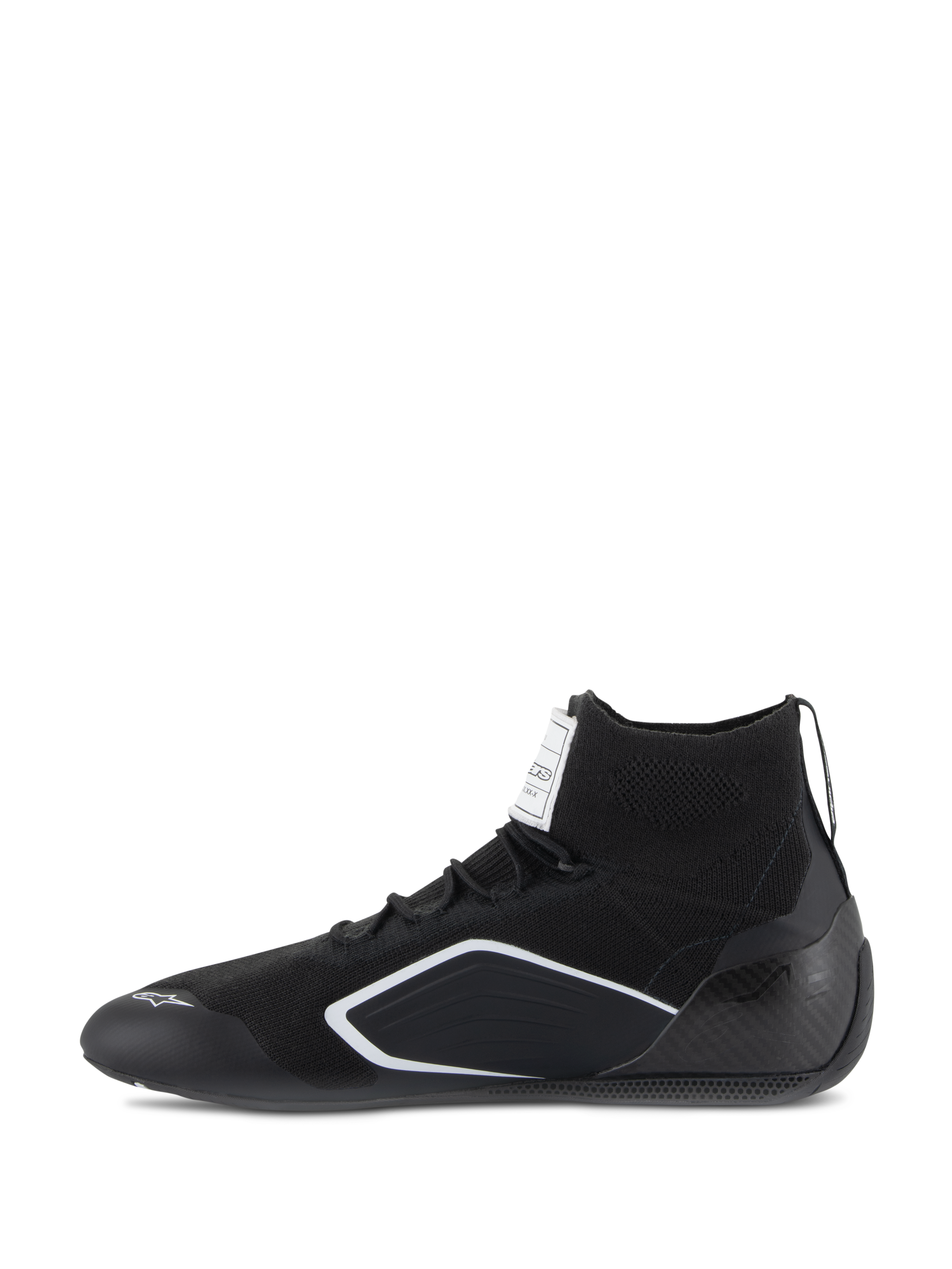 Chaussures Alpinestars Supertech, chaussures de course automobile, noires, vue de profil avec tige en tricot, contrefort de talon en fibre de carbone et accents géométriques blancs, équipement professionnel de sport automobile