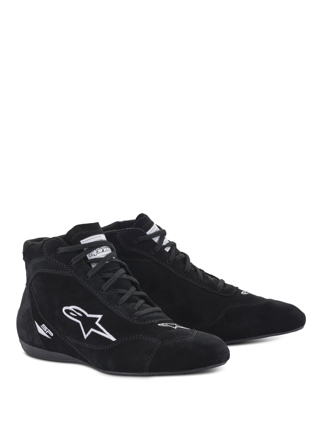Alpinestars SP V2 schoenen, autoraceschoenen, zwart, hoog suède ontwerp met wit geborduurd sterlogo en SP-branding, dunne F1-specificatiezool voor nauwkeurig pedaalgevoel, professioneel motorsportschoeisel
