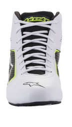 Alpinestars Tech-1 K Start V2 schoenen, kartschoenen, wit, zwart en fluogeel, vooraanzicht met witte veters, zwarte mesh tong met gele merkdetails en witte microvezel constructie met geperforeerde zijpanelen