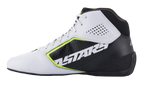 Alpinestars Tech-1 K Start V2 schoenen, kartschoenen, wit, zwart en fluogeel, zijaanzicht met een geperforeerd wit bovenwerk van microvezel, zwart zijpaneel met opvallende ASTARS-branding, neongele accenten en een gestroomlijnde zwarte zool.