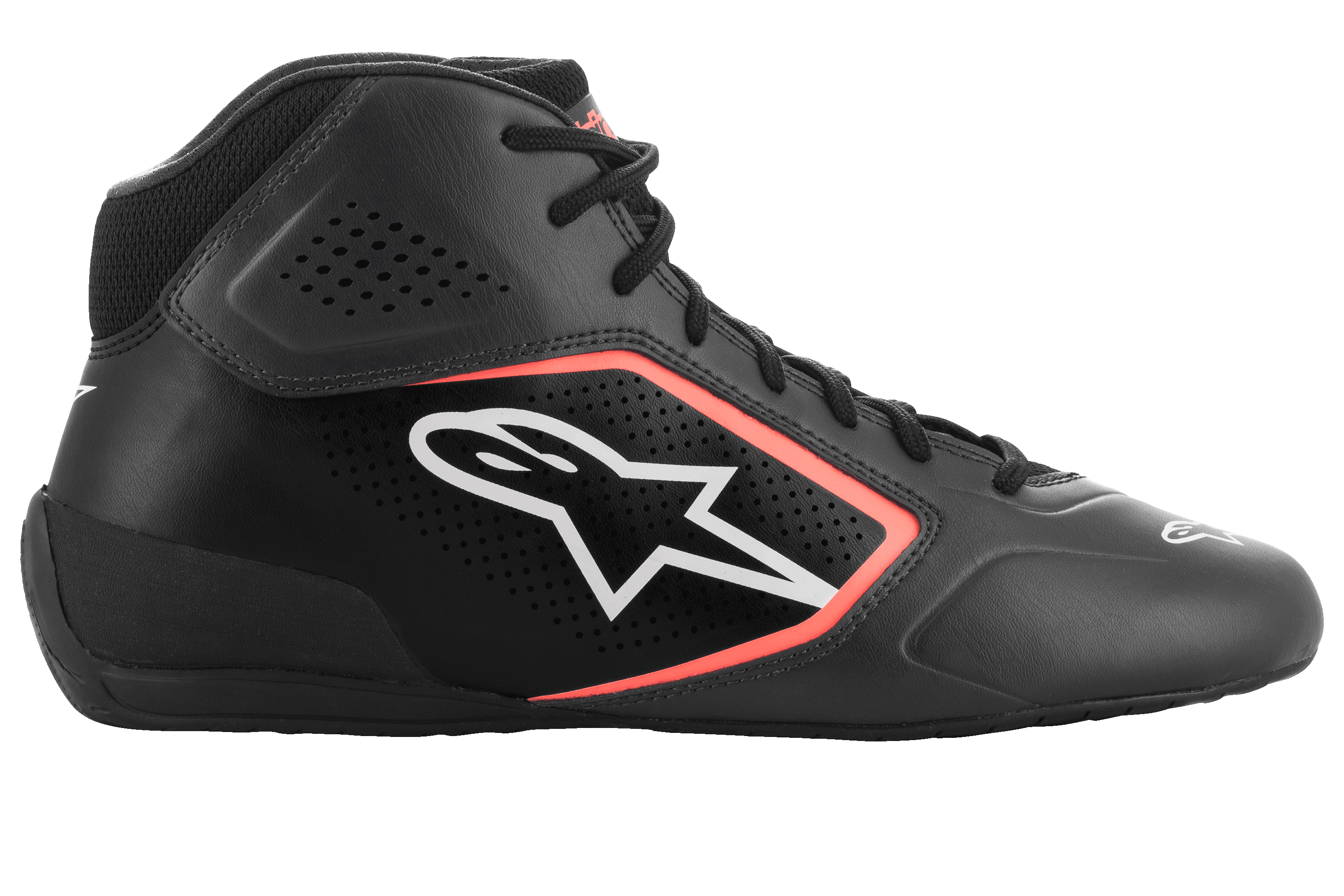 Alpinestars Tech-1 K Start V2 Schuhe, Kart-Schuhe, Asphalt-Schwarz und Orange Fluo, Seitenprofil mit Obermaterial aus Mikrofaser mit Laserperforationen, weißes Alpinestars-Logo mit orangefarbener Umrandung und schwarzen Schnürsenkeln