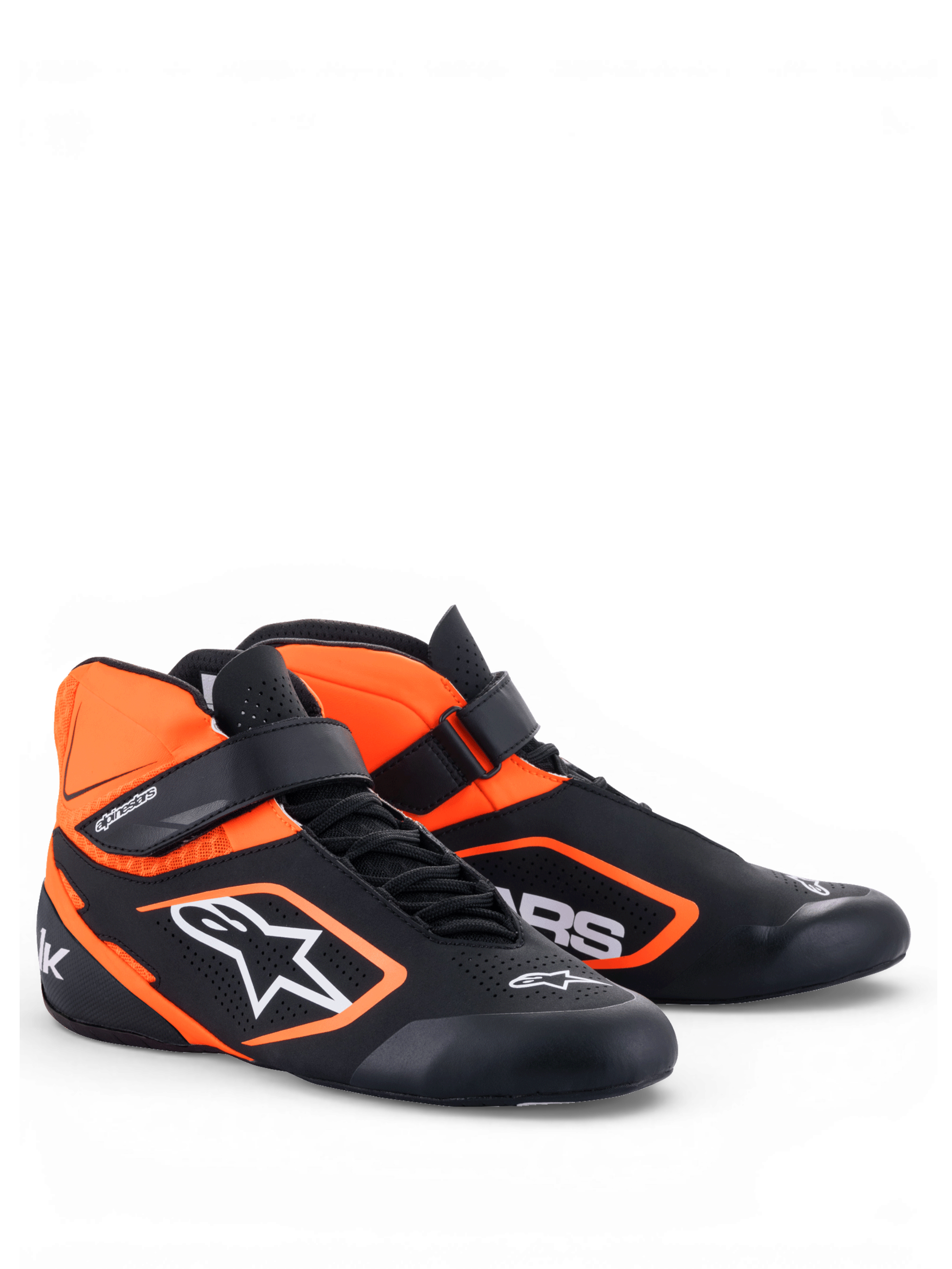 Alpinestars Tech-1 K V2 schoenen, kartschoenen voor racing, jeugd en volwassenen, zwart en oranje fluo, voorzien van ademend geperforeerd microvezel bovenwerk, dubbel asymmetrisch sluitsysteem en ultradunne Formule 1-specificatiezool voor maximaal pedaalgevoel.