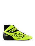 Alpinestars Tech-1 KX V3 Karting-Schuhe, Gelb Fluo und Schwarz, Seitenansicht mit markantem Alpinestars-Logo, verstellbarem Knöchelriemen und lasergeschnittenen Perforationen für Atmungsaktivität, professionelles Motorsport-Schuhwerk.