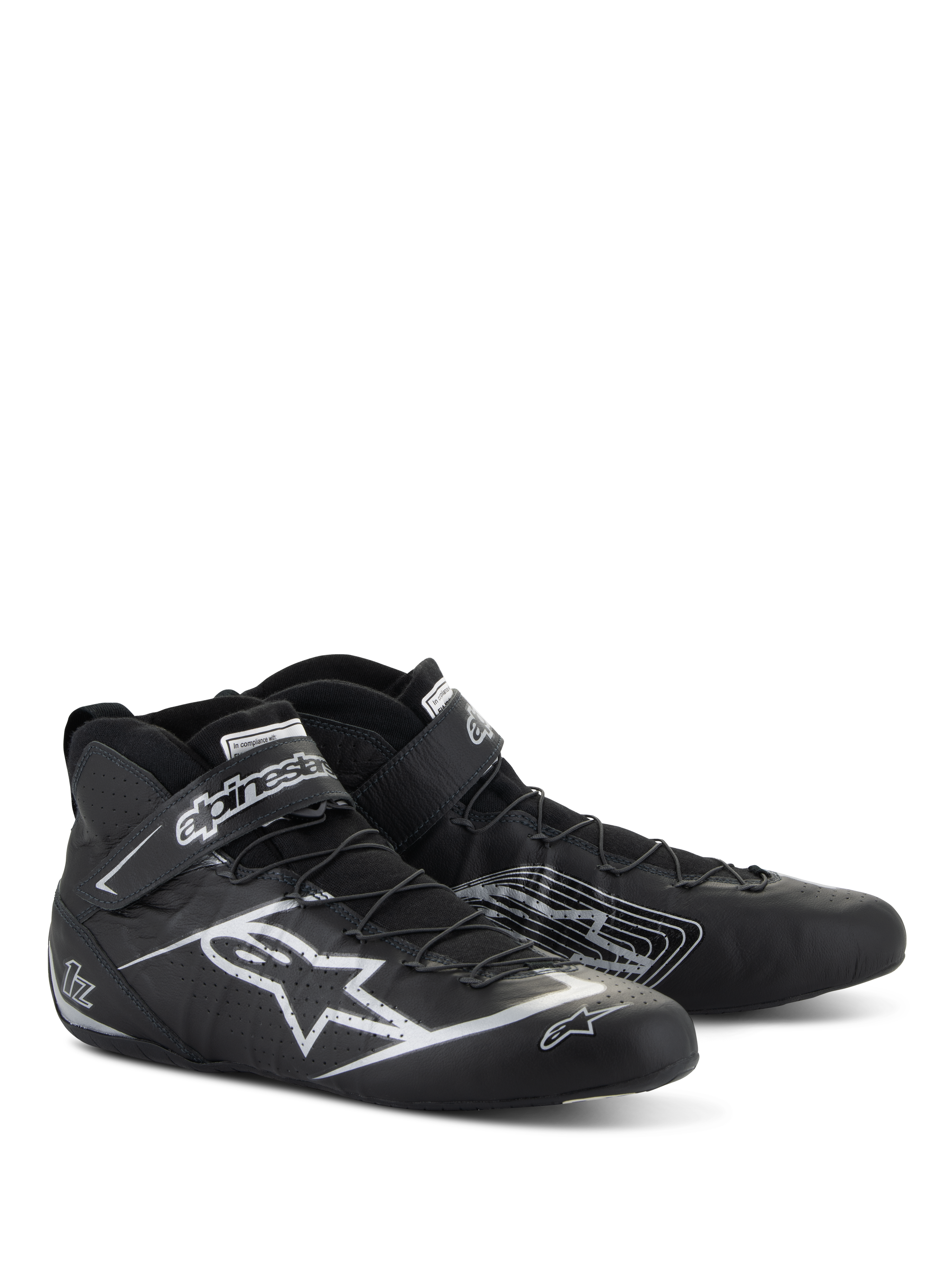 Chaussures Alpinestars Tech-1 Z V3 FIA, chaussures de course automobile, noir et argent, cuir de bovin premium avec logo Alpinestars argenté, profil bas avec système de laçage rapide et bride Velcro