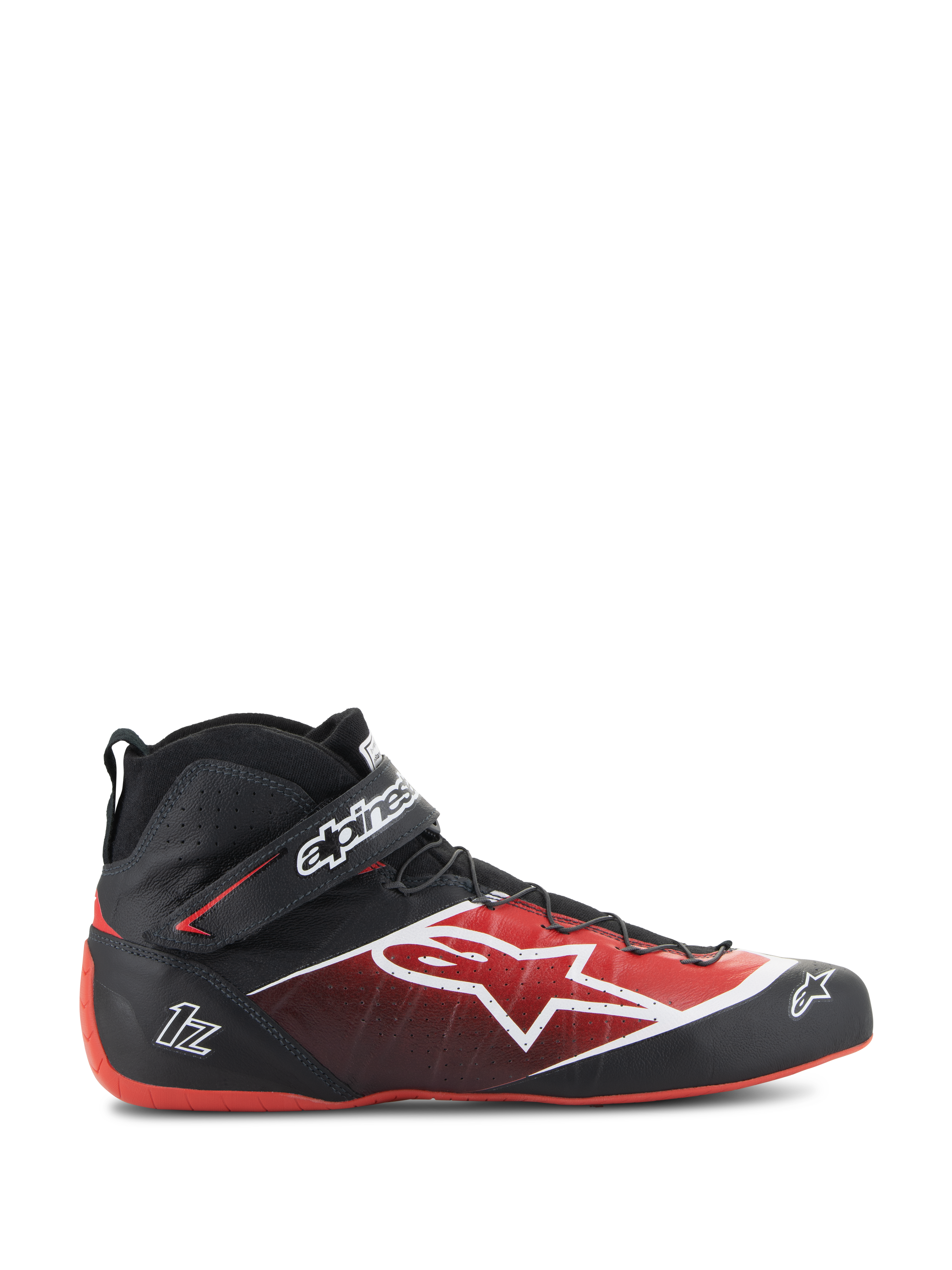 Alpinestars Tech-1 Z V3 Shoes FIA, chaussures de course automobile, noires et rouges, design montant avec logo étoile blanche, finition brillante avec perforations texturées, semelle rouge courbée, certifiées FIA, sangle de cheville avec logo, chaussures de sport automobile aérodynamiques