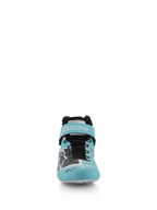 Chaussures Alpinestars Tech-1 Z V3 FIA, chaussures de course automobile, bleu sarcelle clair, blanc et noir, vue de face montrant la tige en cuir premium, le système de laçage rapide et la sangle de cheville à velcro avec logo
