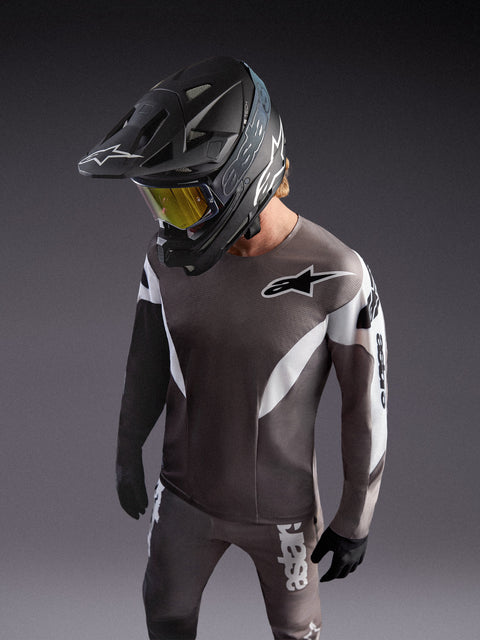 Maillot VTT A-Supra Elite Faded Gray, modèle micro-perforé léger avec graphismes racing et logo ASTARS.