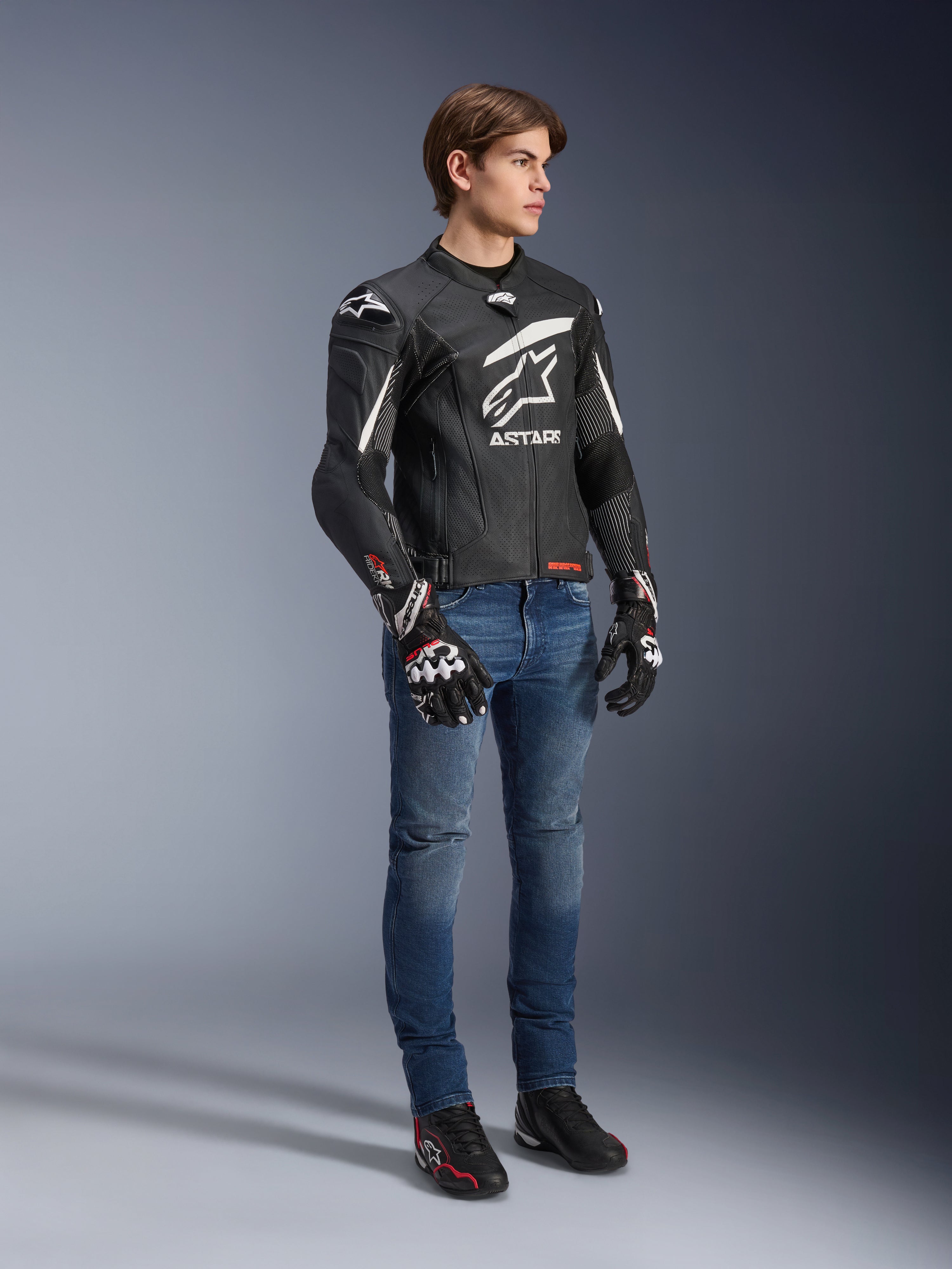 GP Plus R V4 Rideknit - Black White Motorcycle Jacket | Alpinestars®