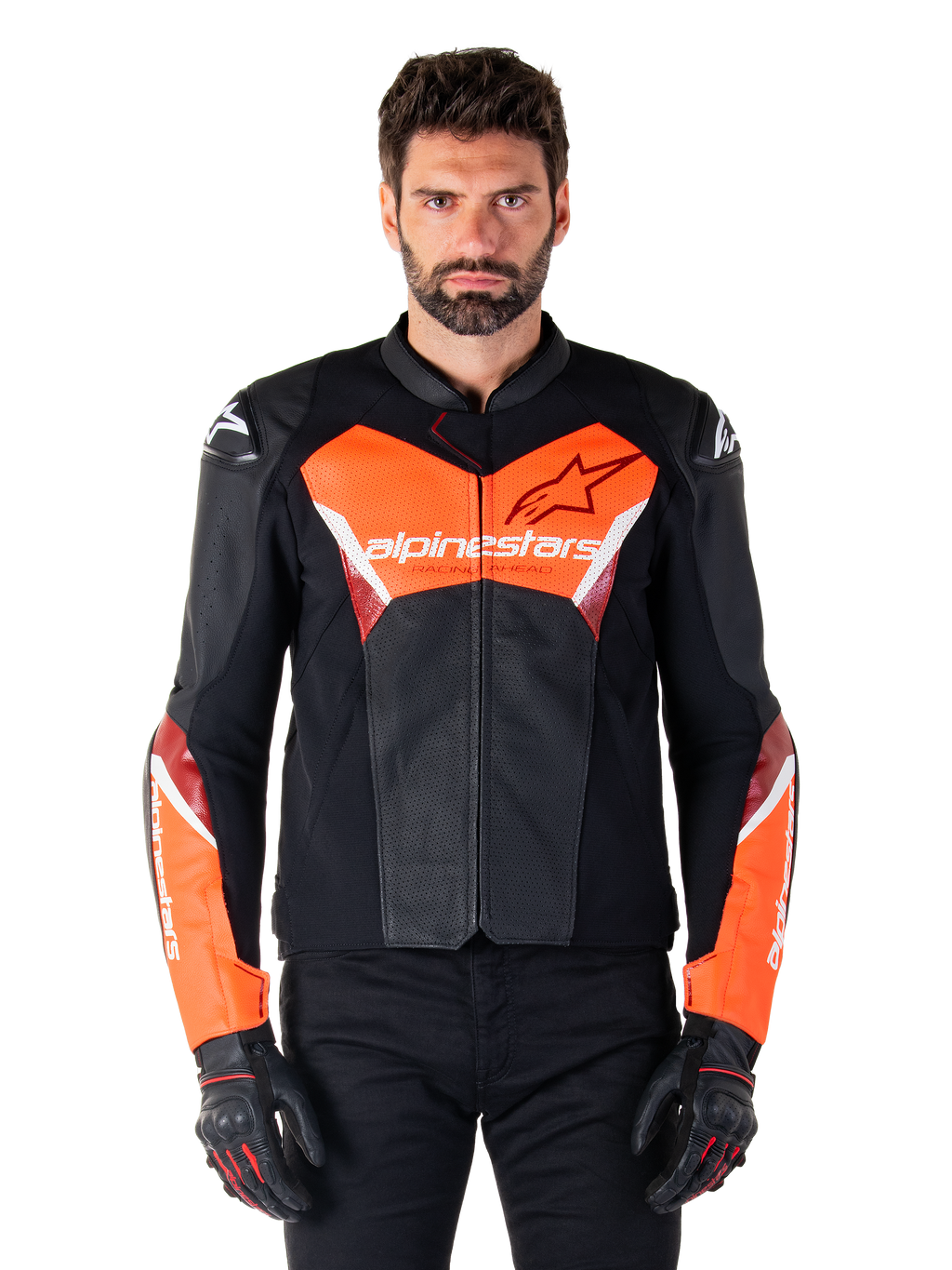 Blouson en cuir Alpinestars Faster V3 Airflow, blouson de moto de course, noir et rouge fluo, construction en cuir perforé avec des accents blancs et rouges, porté avec des gants noirs, équipement de performance pour la route