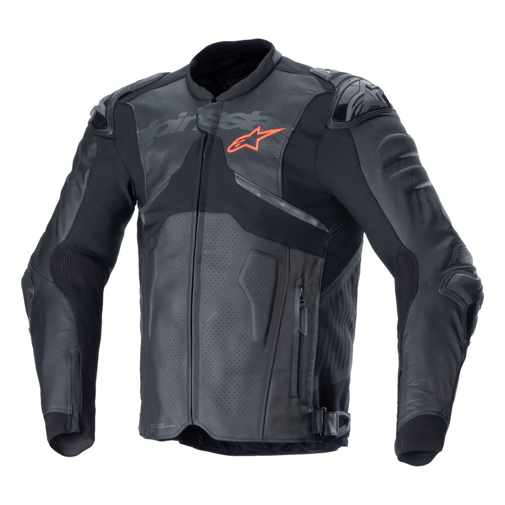 Veste en cuir Alpinestars Atem V5, veste de course de moto noire et gris foncé, logo étoile orange sur la poitrine, panneaux en cuir perforés pour la ventilation, protections rigides aux épaules et aux coudes, construction en cuir et textile avec design aérodynamique pour la conduite sportive