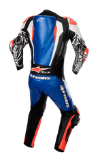 Combinaison en cuir une pièce Alpinestars Racing Absolute V2, vue arrière, bleu métallisé, noir, blanc et rouge fluo, dotée d'une bosse aérodynamique, de logos Alpinestars emblématiques et de panneaux extensibles composites, équipement de course professionnel pour circuit