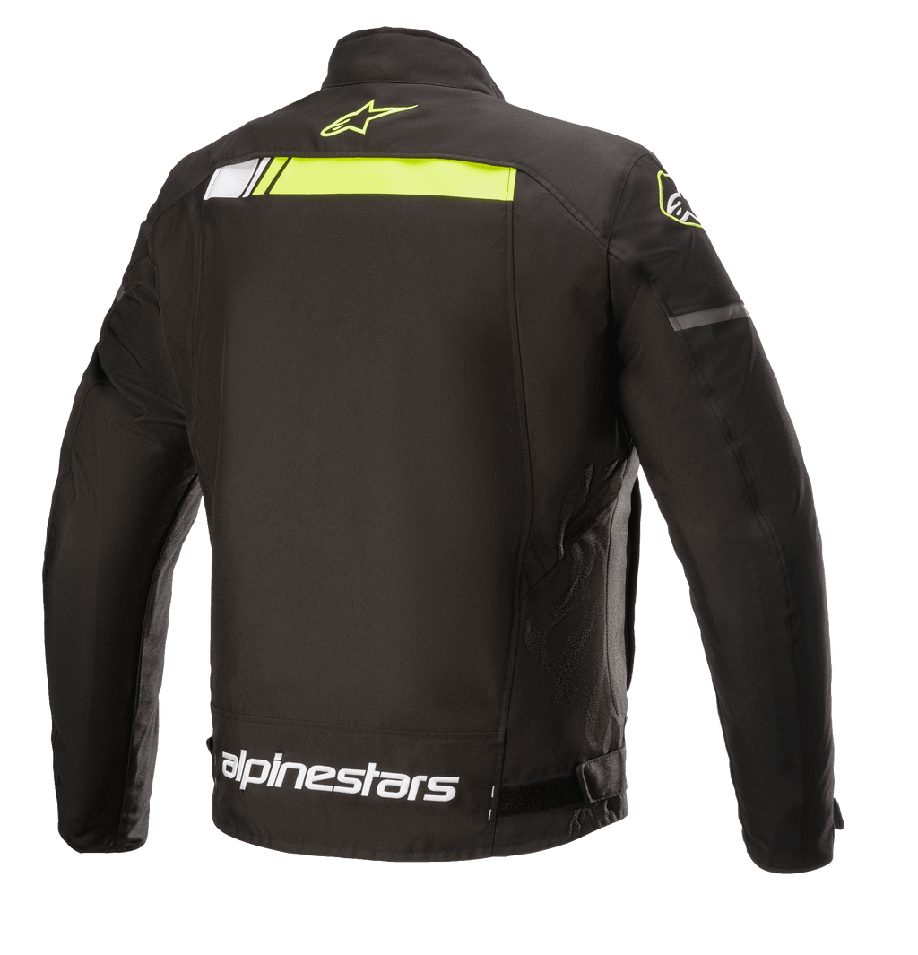 Alpinestars T-SP S Ignition Wasserdichte Jacke, Textil-Motorradjacke, Schwarz und Neongelb, Rückansicht mit horizontalem neongelbem Streifen am oberen Rücken, weißem Alpinestars-Logo an der Taille und kleinem gelbem Stern-Logo am Kragen