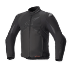 Alpinestars T-GP R V3 Drystar Jacke, komplett schwarze Sport-Textil-Motorradjacke, Vorderansicht, dezentes mattes Logo auf der Brust, orangefarbenes Drystar-Branding an der Taille, DFS-Schulter-Slider, wasserdichte und atmungsaktive technische Ausrüstung