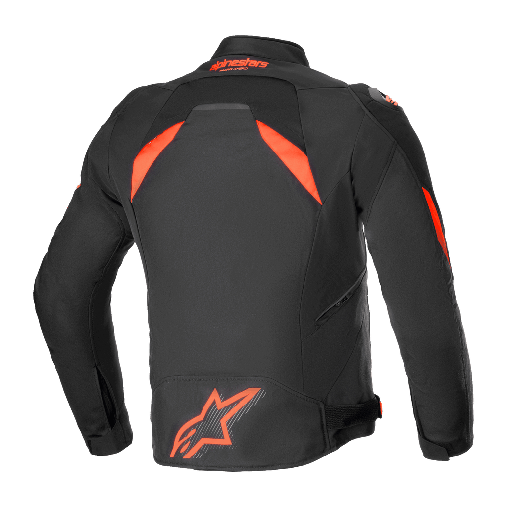 Alpinestars T-GP R V3 Drystar® Jacke, wasserdichte Sport-Textil-Motorradjacke, Schwarz und Fluo-Rot, Rückansicht mit einem großen fluoreszierenden Logo am unteren Rücken und gut sichtbaren Schulterpaneelen, technisches, vom Rennsport abgeleitetes Design