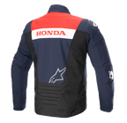 Achteraanzicht van de Alpinestars Honda SMX Waterproof Softshell jas, kleurenschema in Night Navy, zwart en felrood, met 'HONDA' branding op een witte streep en een zilverkleurig Alpinestars-logo, ontworpen voor motorrijden op de weg