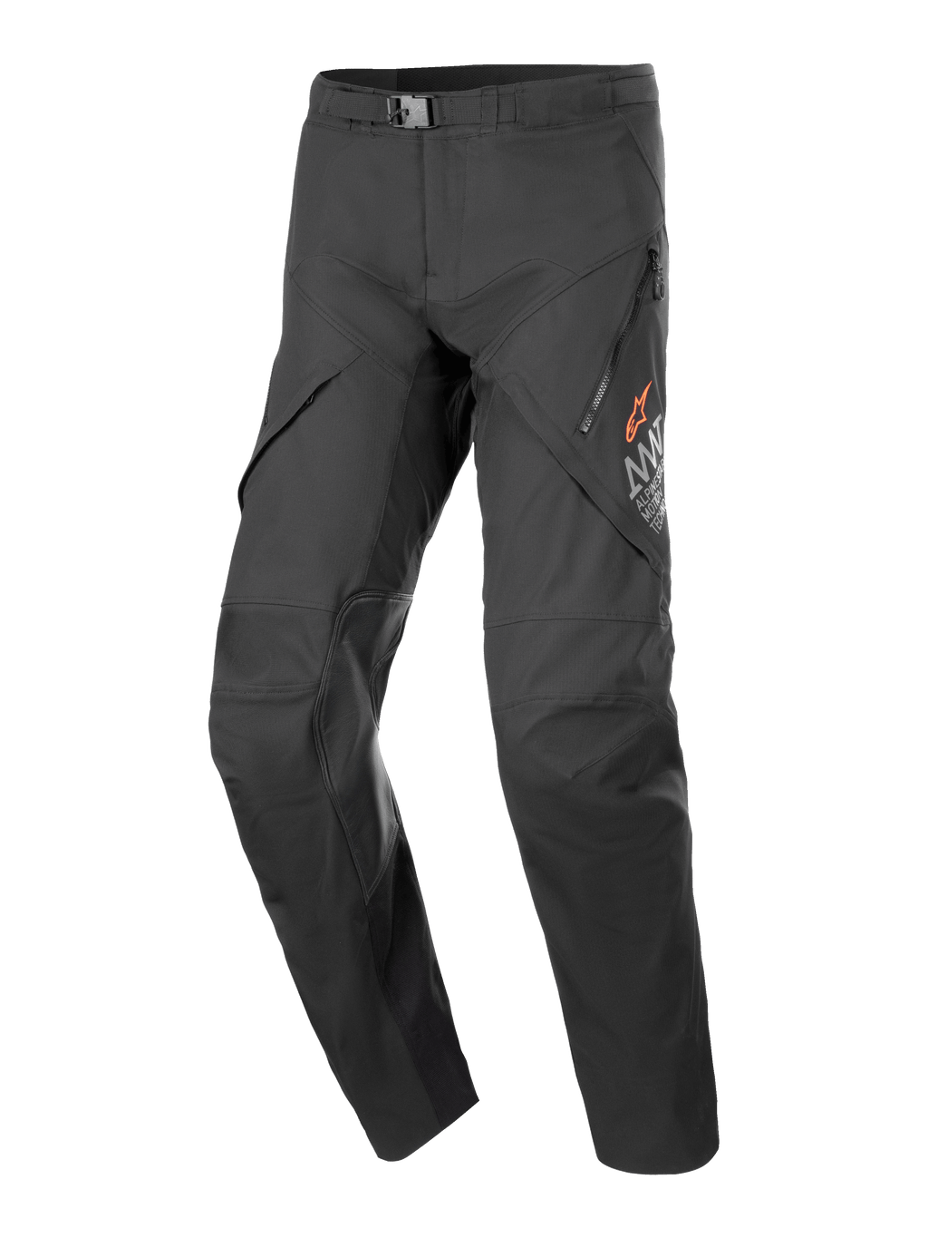 Alpinestars AMT-8 Stretch Drystar® XF broek, textiele motorbroek, zwart, gespsluiting in de taille, dijbeenzakken met ritssluiting en oranje logo, verstevigde kniepanelen, ergonomisch voorgevormd ontwerp voor adventure touring