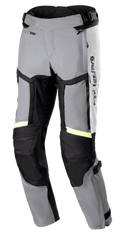 Alpinestars Bogota Pro Drystar 4 Seasons Hose, Motorrad-Tourenhose mit regulärer Passform, Eisgrau und Dunkelgrau mit gelben fluoreszierenden Reflexstreifen, große Belüftungspanels an den Oberschenkeln, Akkordeon-Stretch an den Knien und verstellbare Taillengurte, Adventure-Ausrüstung