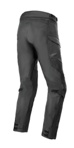 Alpinestars Andes Air Drystar® broek, motorbroek, zwart, achteraanzicht met uitgebreide mesh-panelen voor luchtstroom, cargozakken en verstelbare klittenbandsluitingen bij de kuiten en enkels, duurzame textielconstructie voor adventure touring