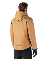 Alpinestars Morush Waterproof Parka, motorjas, Utility Brown, achteraanzicht met capuchon en reflecterende MO.ST.EQ.-branding, stedelijk streetwear-geïnspireerd ontwerp met moderne functionaliteit voor motorrijders