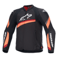 Alpinestars T-GP Plus R V4 jas, zwarte motorjas met rode en fluo oranje strepen, groot wit logo op de borst, sportief textielontwerp met rode kraagvoering en merklogo's op de mouwen, hoogwaardige sportieve motoruitrusting