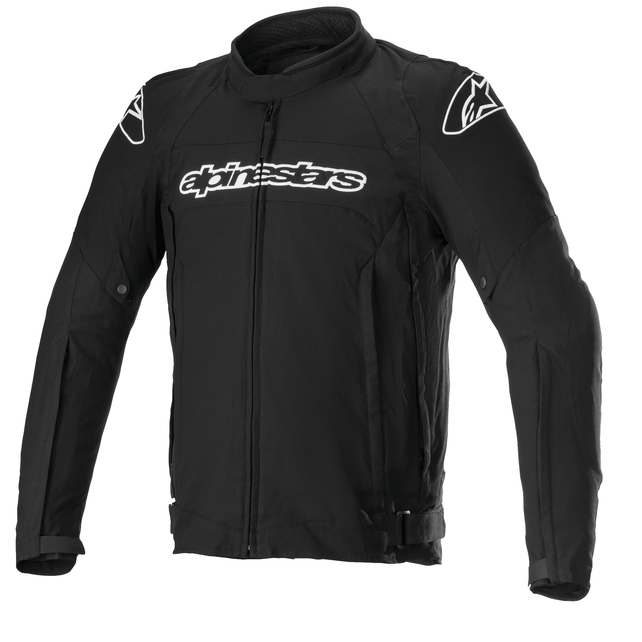 Alpinestars T-GP Force Jacke, schwarze Textil-Motorradjacke mit weißen Logos auf Brust und Schultern, durchgehender Frontreißverschluss, hoher Kragen, vorgekrümmte Ärmel, sportliche Passform für Straßenfahrten