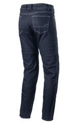 Pantalon en denim Alpinestars Sektor Regular Fit, pantalon de moto urbain, denim bleu foncé, vue arrière montrant les poches arrière avec surpiqûres contrastées claires, petit logo brodé, coupe régulière fuselée