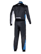 Alpinestars Atom Graphic 4 Suit, volledig achteraanzicht van autoracepak, zwart met zilveren en blauwe accenten, witte ASTARS-branding op de taille en blauwe panelen op de benen, professionele FIA-gecertificeerde motorsport beschermende kleding