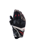 Alpinestars SP-R Pro Handschuhe, Motorrad-Rennhandschuhe, Walnuss, Mastic und Schwarz mit roten Akzenten, geteilter Hartschalen-Knöchelschutz, Leder- und Textilkonstruktion, sportliches Performance-Design