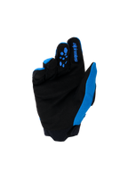 Alpinestars Youth & Kids Full Bore V2-handschoenen, motorcrosshandschoenen, UCLA blauw en zwart, handpalmaanzicht met versterkt zwart synthetisch suède en blauwe siliconen grippatronen op de vingers, blauwe Alpinestars-branding op de wijsvinger, hoogwaardige off-road uitrusting voor jonge rijders