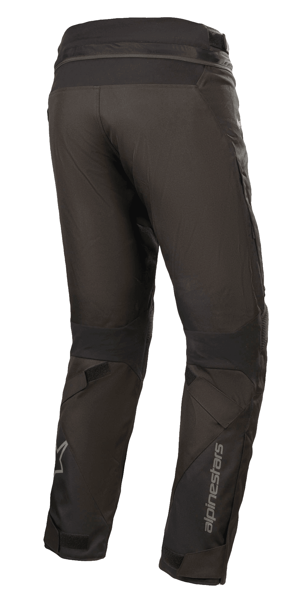 Pantalon Alpinestars Road Pro GORE-TEX, pantalon de moto noir, vue arrière montrant la coupe touring ajustée, construction textile technique, marquage Alpinestars sur le bas de la jambe, panneaux extensibles en accordéon et sangles de réglage pour le touring aventure.