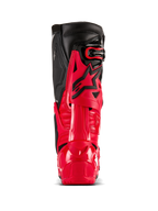 Alpinestars Tech 10 Enduro Stiefel, Leuchtendes Rot und Schwarz, Rückansicht mit Dynamic Heel Compression Protector und Flexionsrahmen, professionelle Offroad-Motocross-Ausrüstung, strapazierfähige TPU-Schale und schwarze Leder-Oberpaneele