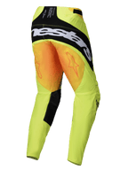 Alpinestars 2025 Techstar Melt Hose, Motocross-Hose, Gelb und Schwarz, Rückansicht mit einem großen schwarzen Alpinestars-Logo über dem Gesäß und orangefarbenen Sterngrafiken auf den Oberschenkeln, fluoreszierendes gelbes technisches Gewebe mit schwarzen Innenbein-Einsätzen.