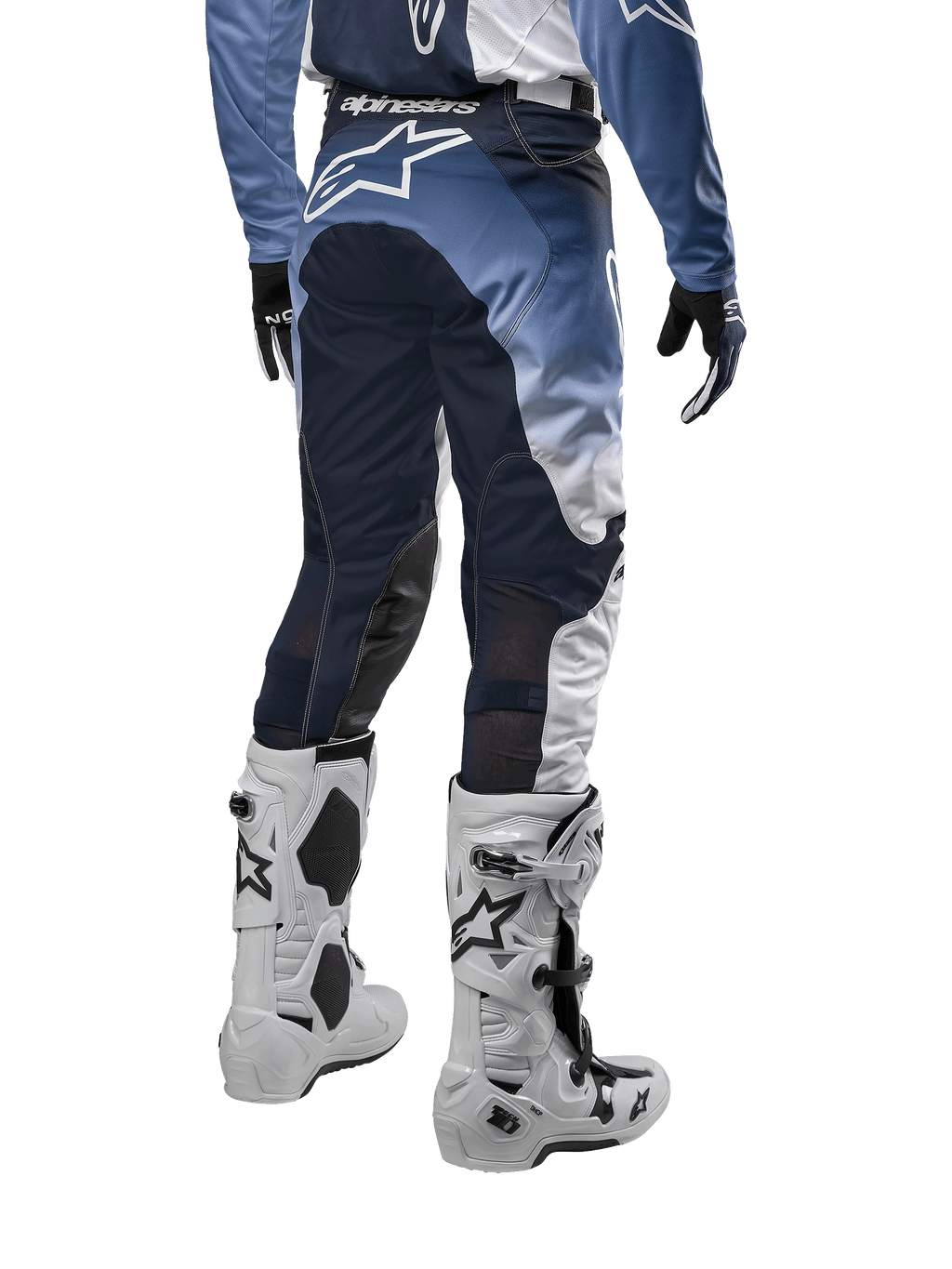 Alpinestars 2024 Racer Hoen Pants, pantalon de motocross, blanc, bleu marine et bleu clair avec logos Alpinestars blancs, vue arrière, design technique pour la conduite hors route.