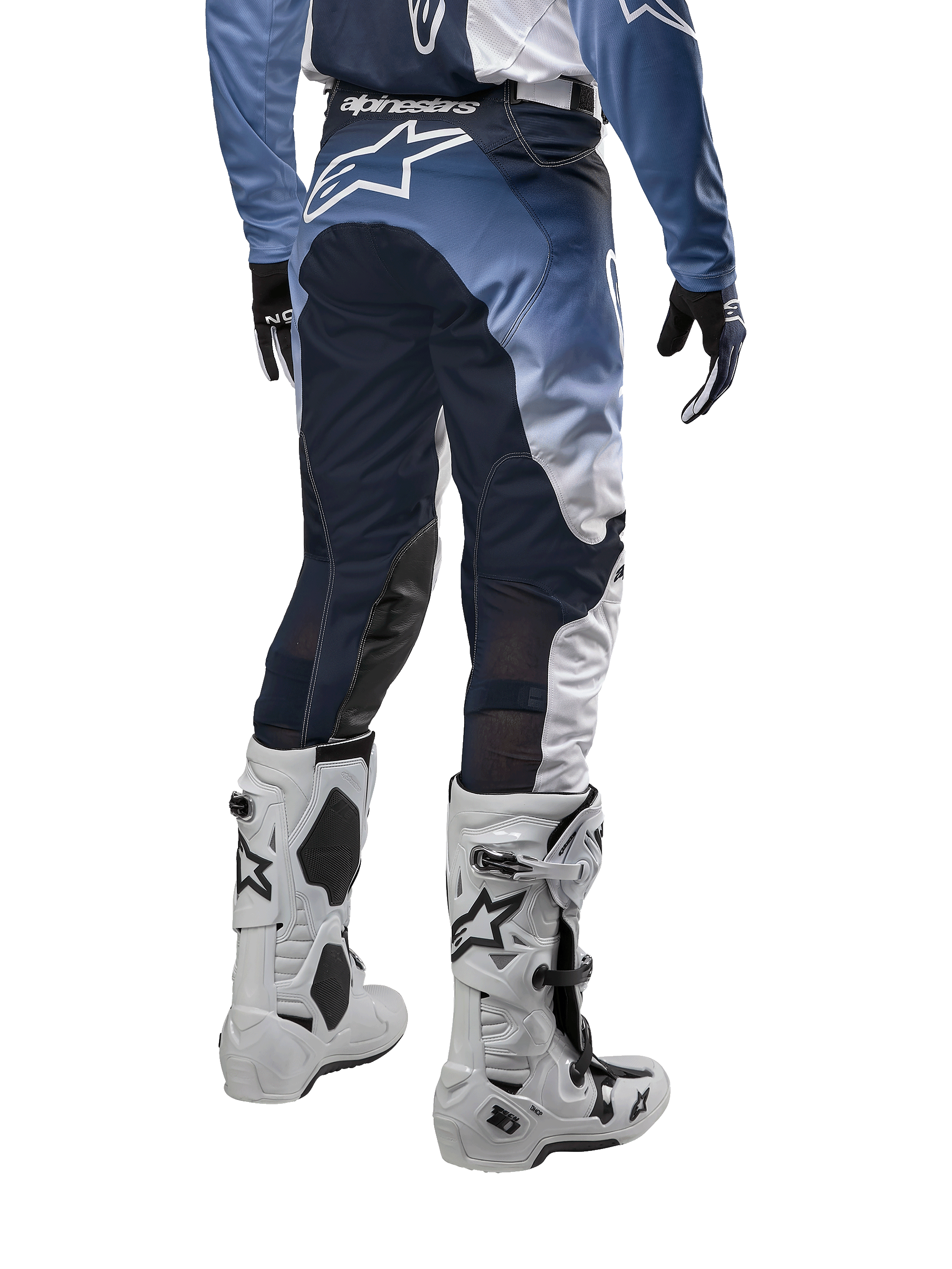 Alpinestars 2024 Racer Hoen Pants, pantalon de motocross, blanc, bleu marine et bleu clair avec logos Alpinestars blancs, vue arrière, design technique pour la conduite hors route.