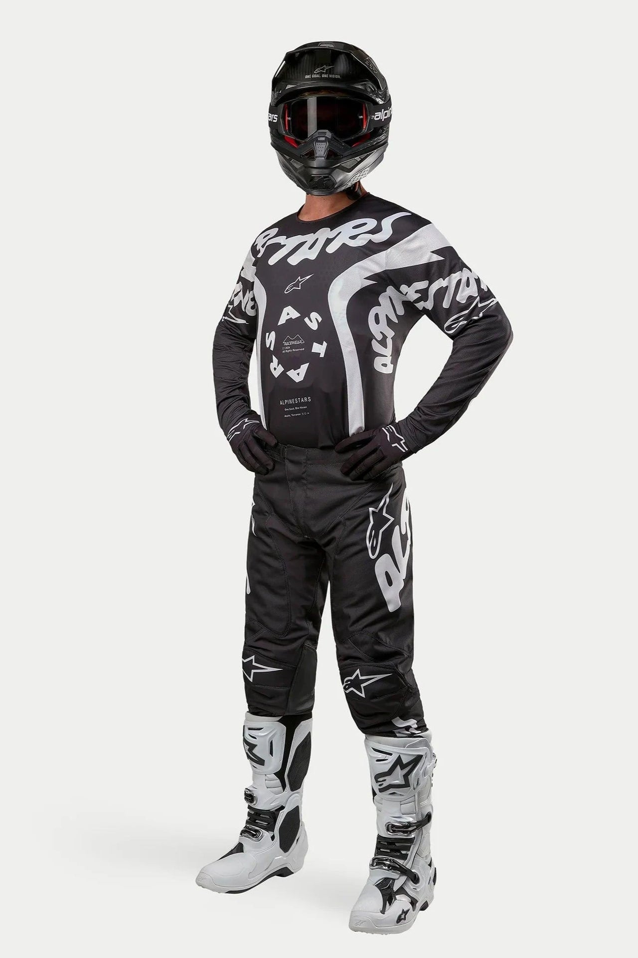 2024 Racer Hana Trikot