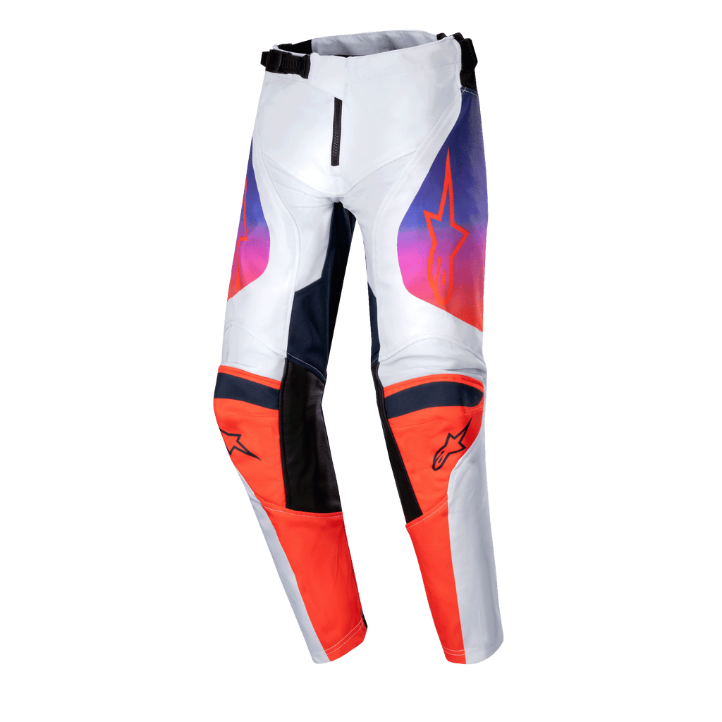 Alpinestars 2024 Youth Racer Hoen Hose, Jugend-Motocross-Hose, Hellgrau, Hot Orange und Schwarz, mit leuchtend orangefarbenen Knieeinsätzen, schwarzen Logos und Grafiken mit violett-orangefarbenem Farbverlauf an den Oberschenkeln, ergonomisches, vorgeformtes Design für den Offroad-Rennsport