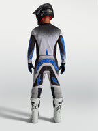 Alpinestars Supertech Hiten AFD Trikot und Gear Set, Herren Motocross-Outfit in Schwarz, Weiß und Blau für Performance.