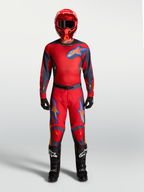 Alpinestars Racer Hunt Trikot, Herren-Motocross-Ausrüstung in Rot und Grau, feuchtigkeitsableitendes Material mit belüftetem Mesh und Alpinestars-Logo für Offroad-Fahrten.