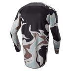 Maillot Alpinestars Racer Tactical 2024, Iron Camo Dust Gray, vue arrière d'un maillot de motocross à manches longues présentant un motif camouflage gris, noir, bleu clair et beige, avec un pan arrière plus long pour une meilleure couverture.