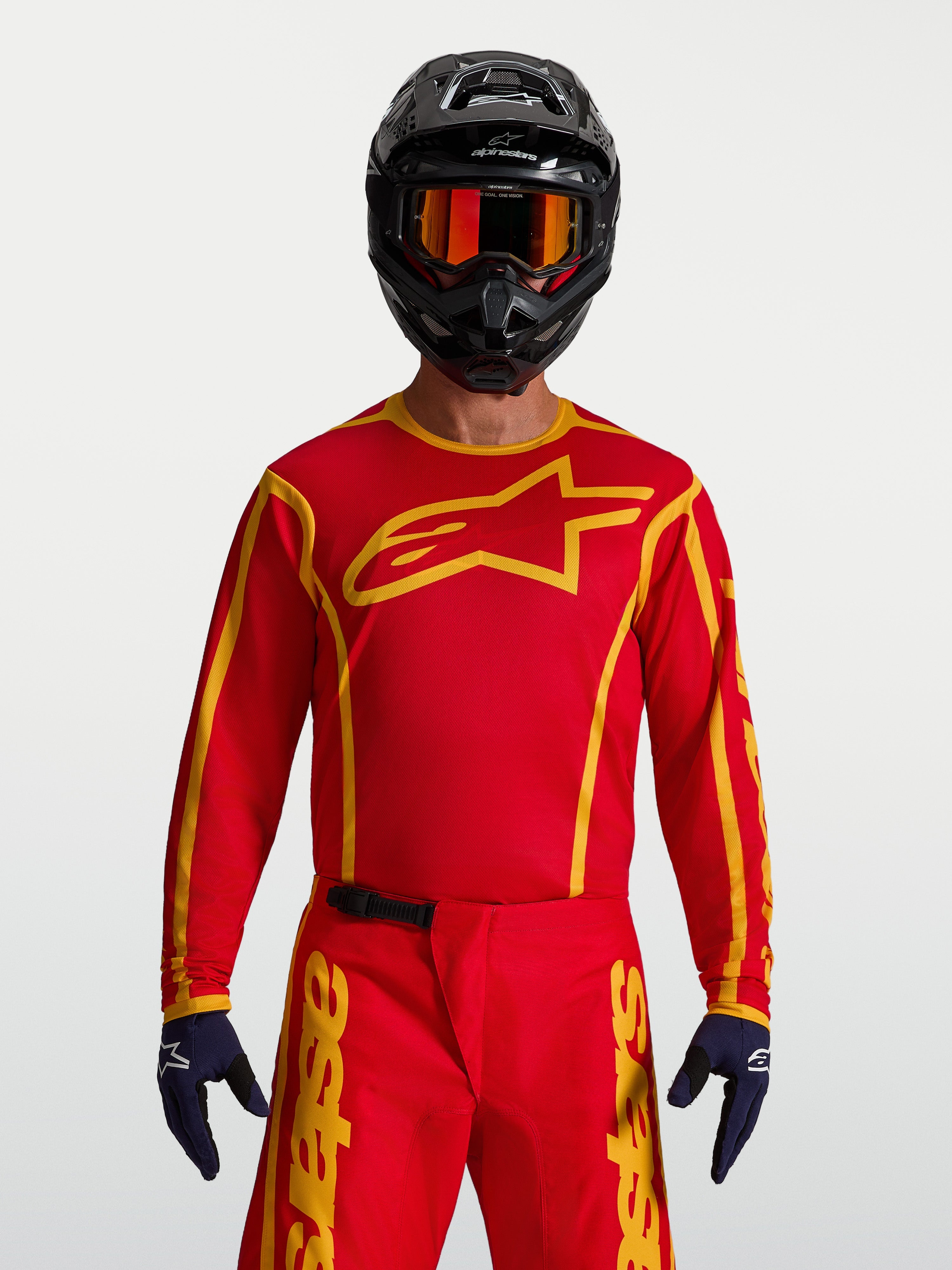 Alpinestars Fluid Apex V2 jersey, heren motorcrossjersey in rood en goud, van vochtafvoerend materiaal.