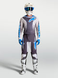 Alpinestars 2027 Fluid Drag Gear Set, grijs en blauw motorcross-racingpak met prestatiegerichte jersey en broek.