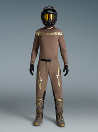 Tenue Complète Supertech Air Gold Édition Limitée